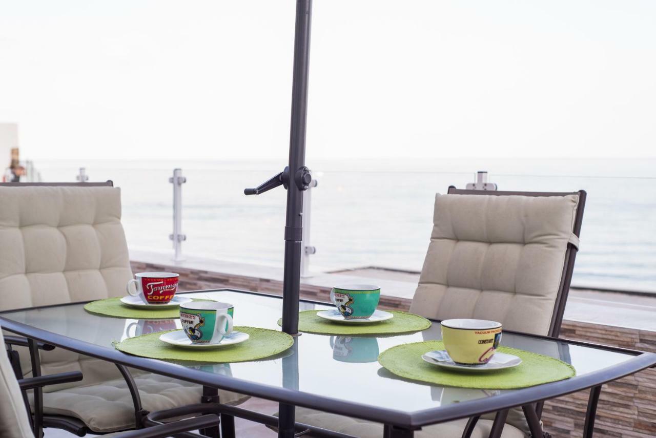 Seashore Bungalow Stunning Торремолинос Экстерьер фото
